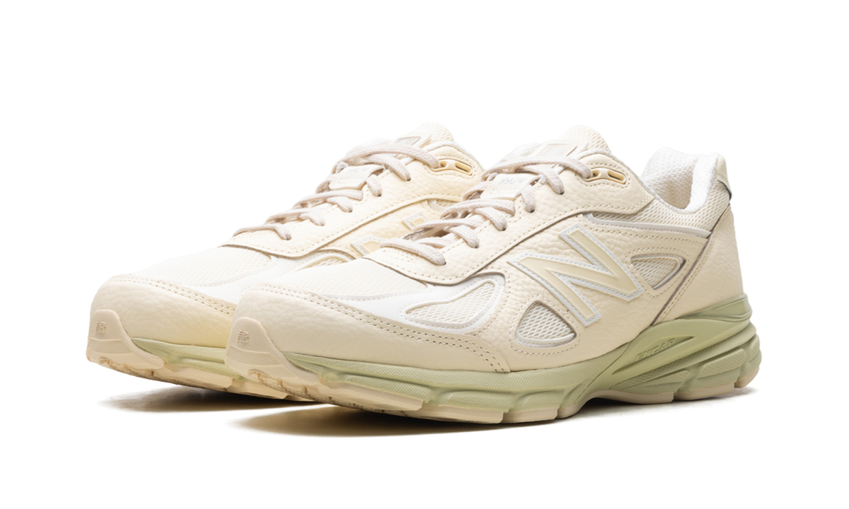 New Balance 990v4 MiUSA Macadamia Nut
