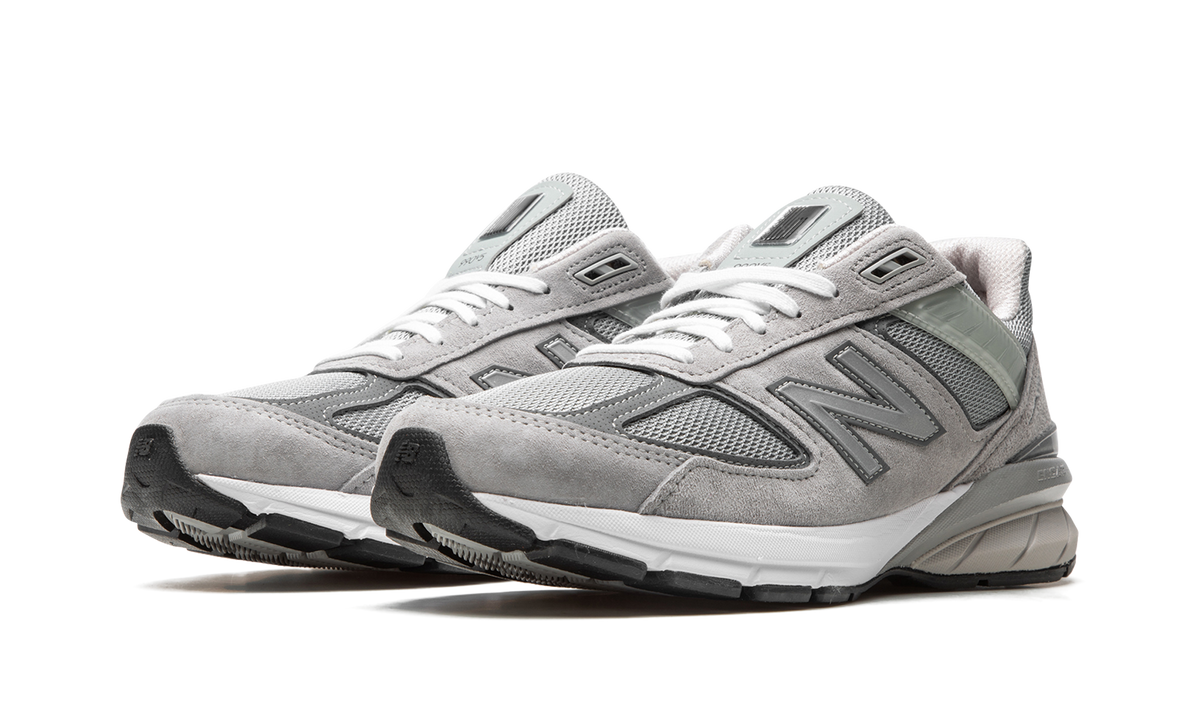 New Balance 990v5 Grey
