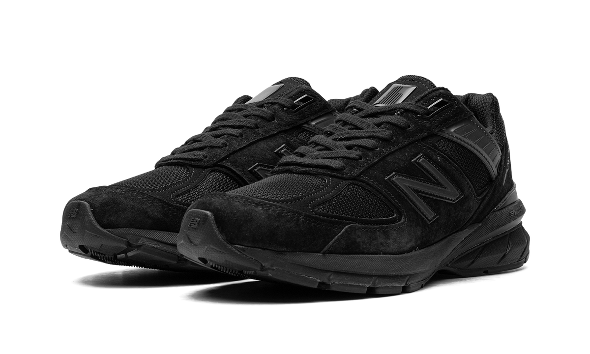 New Balance 990v5 MiUSA Triple Black