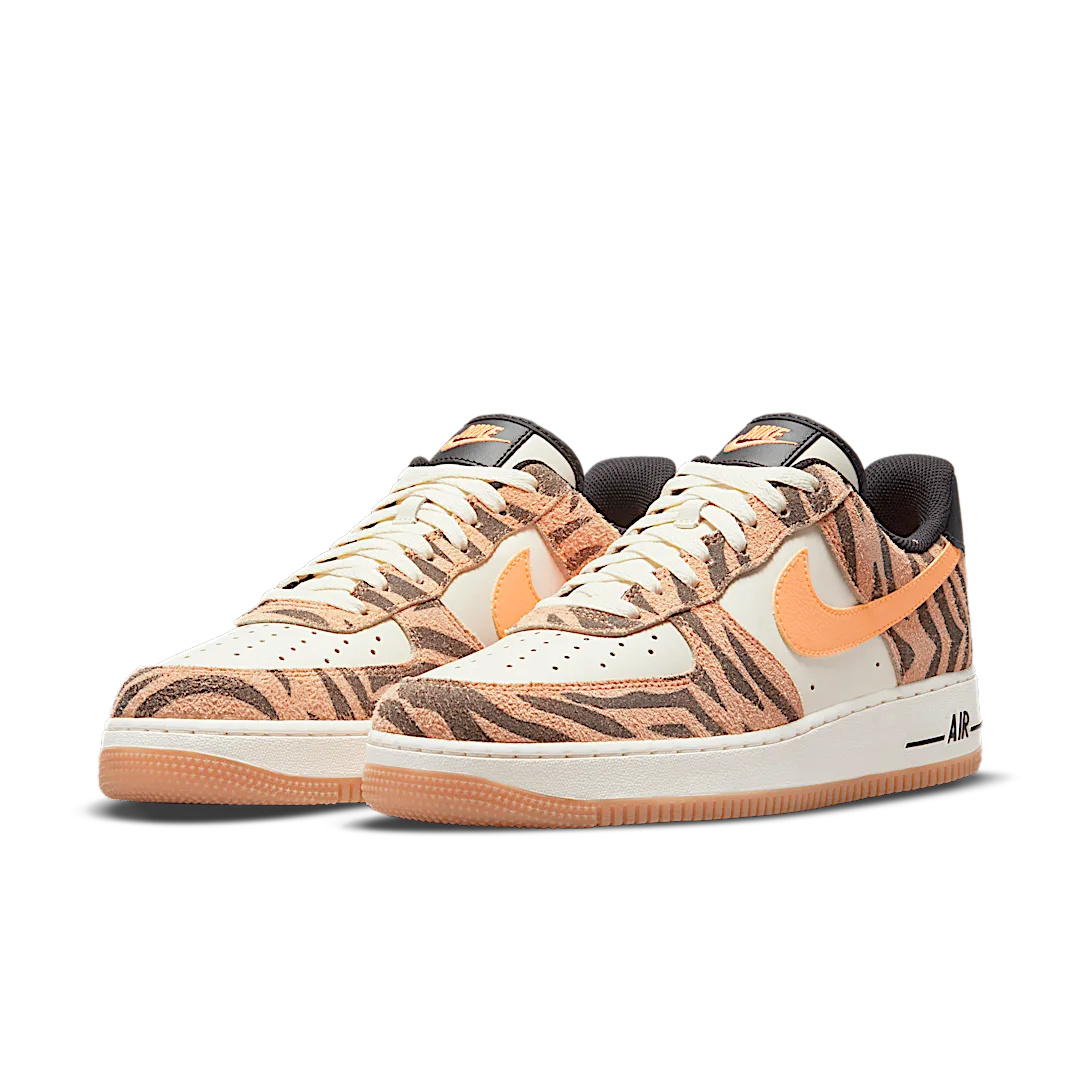 Nike Air Force 1 Low Daktari, Coconut Milk/Atomic Orange-Fuel Orange (DJ6192-100)