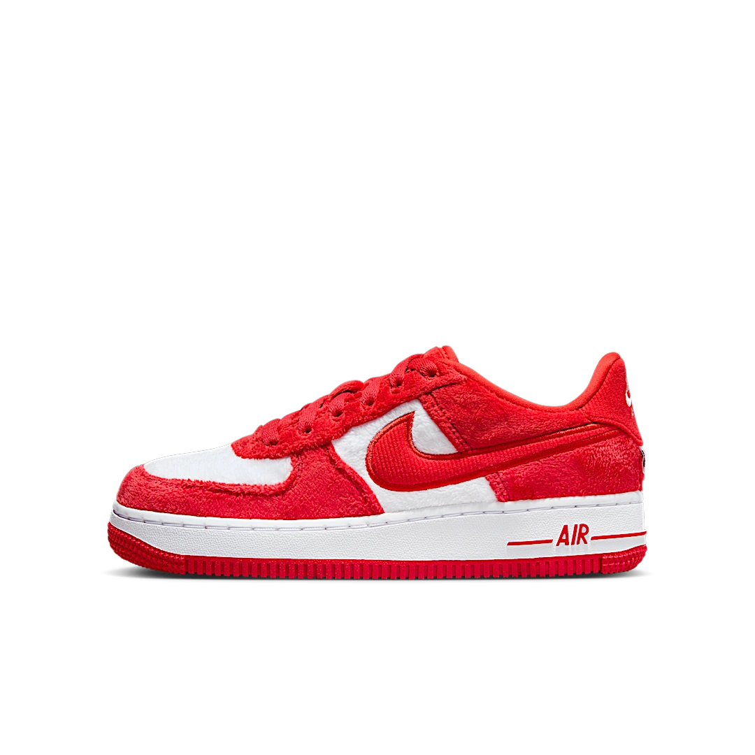 Nike Air Force 1 Low Valentine's Day Fleece (2024), Fire Red/Light Crimson-White-Pink Foam-Team Red (FZ3552-612)