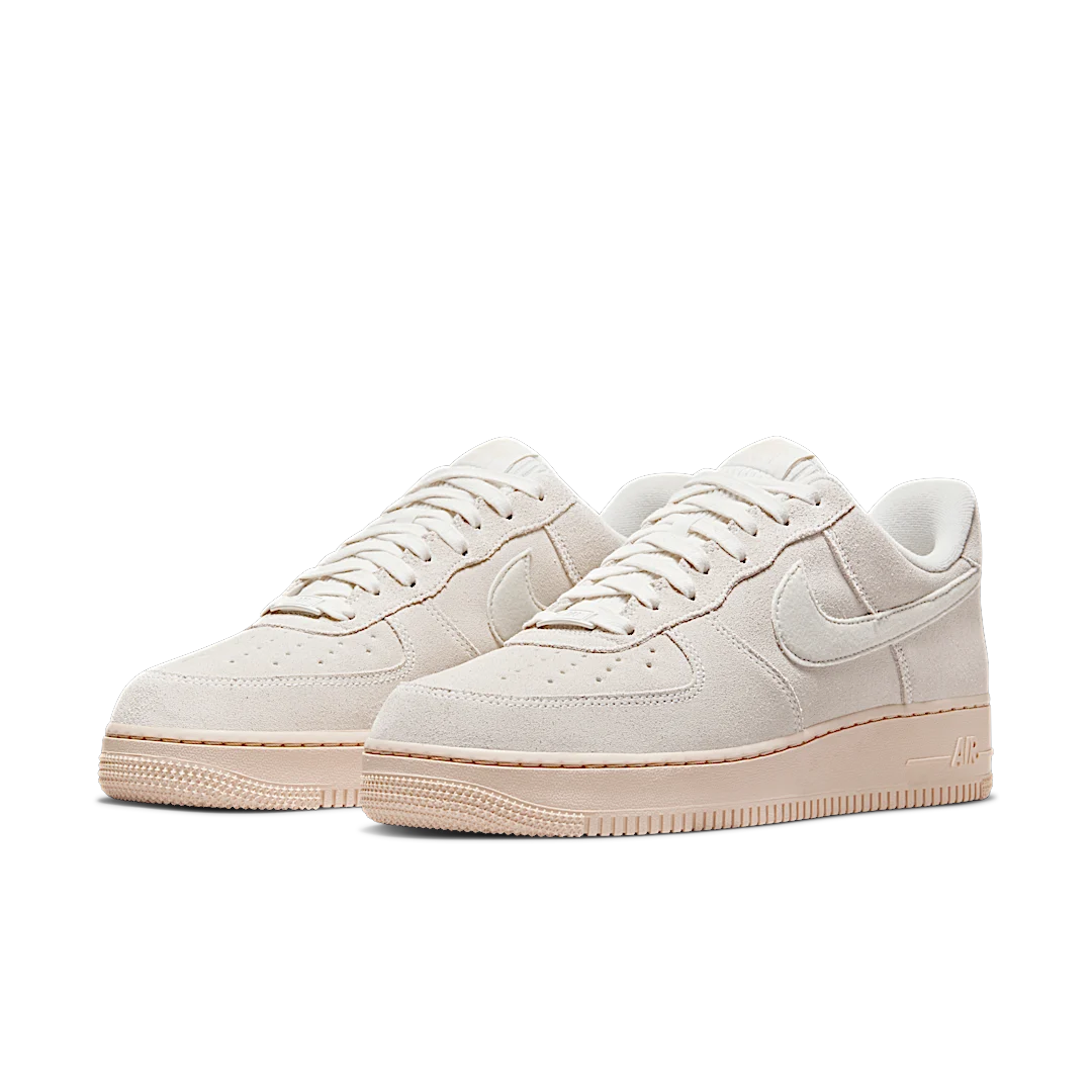 Nike Air Force 1 Low Winter Premium Summit White Suede, Summit White/Pearl White-Black (DO6730-100)