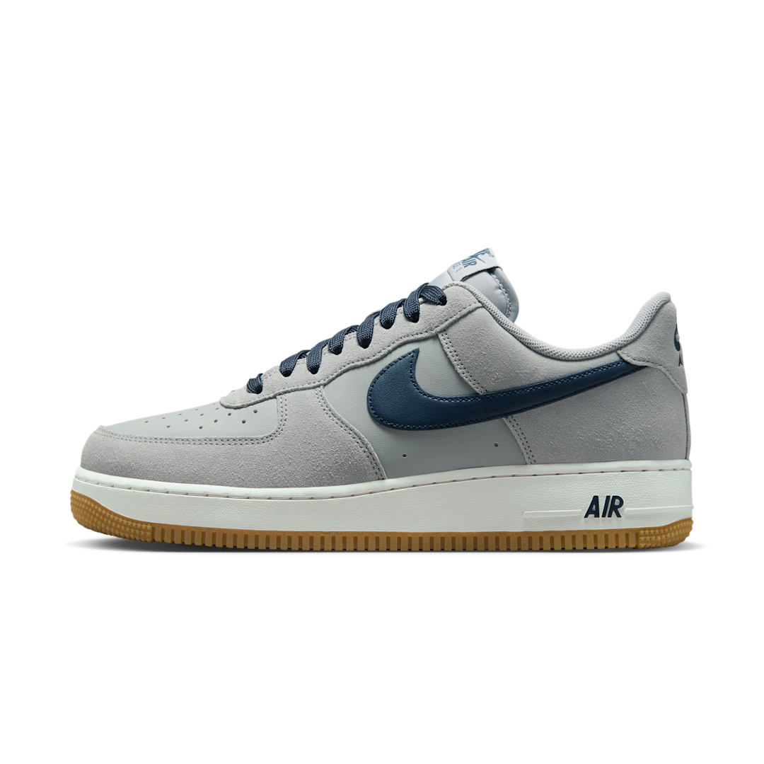Nike Air Force 1 Low '07 LV8 Light Smoke Grey, Light Smoke Grey/Gum Light Brown/Summit White/Armory Navy (IB6388-003)