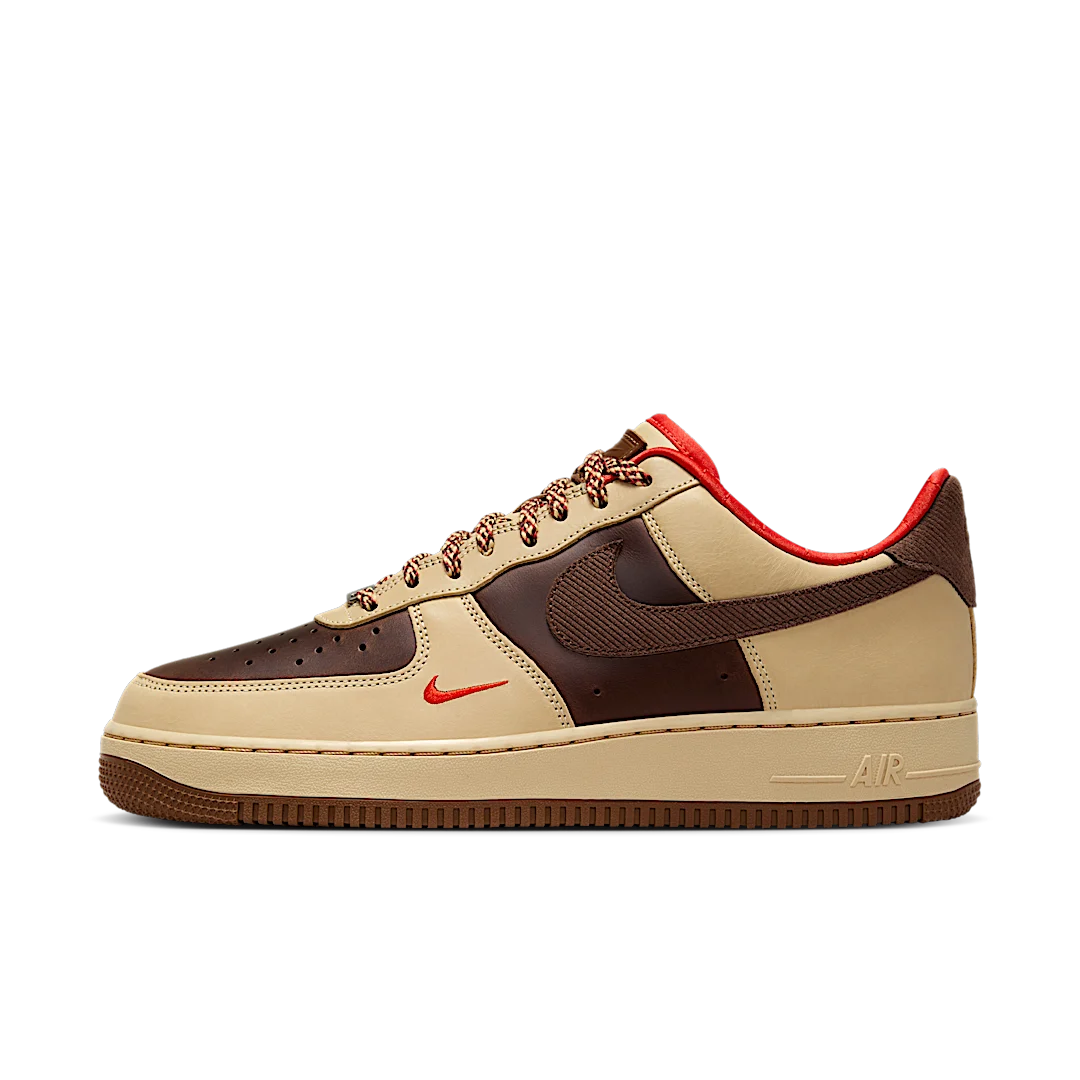 Nike Air Force 1 Low '07 Light British Tan, Light British Tan/Sesame/Picante Red/Cacao Wow (HQ3447-222)