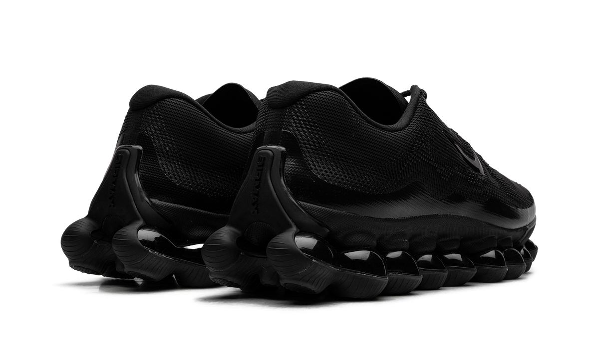Nike Air Liquid Max Triple Black