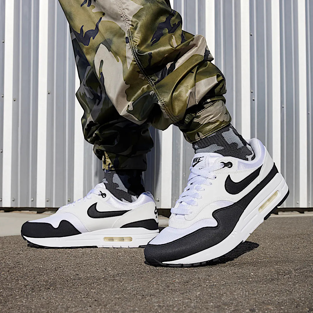 Nike Air Max 1 White Black Neutral Grey, White/Summit White/Black (DZ2628-102)