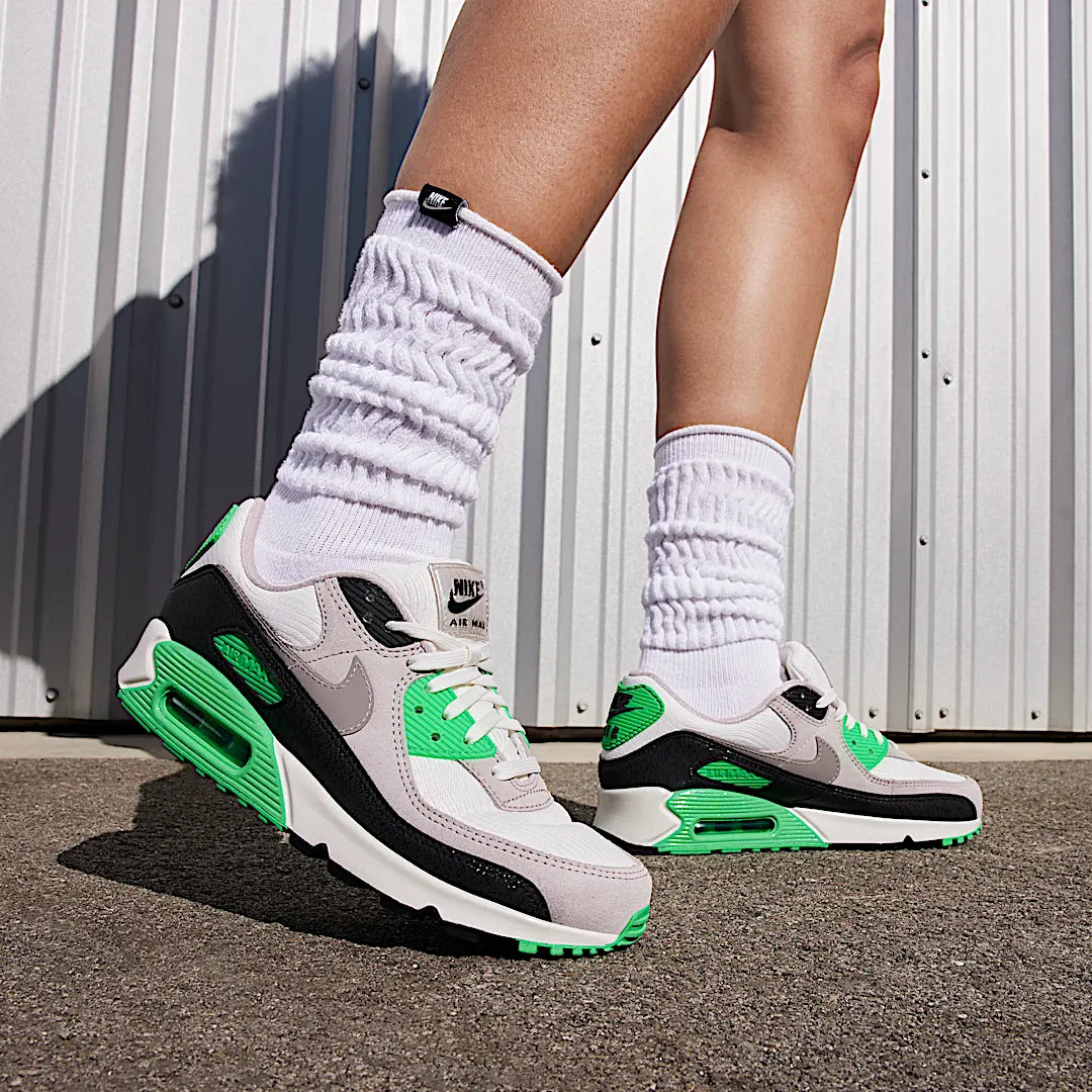 Nike Air Max 90 Scream Green, Platinum Violet/Sail/Phantom/Vapor Mauve (FJ3208-001)