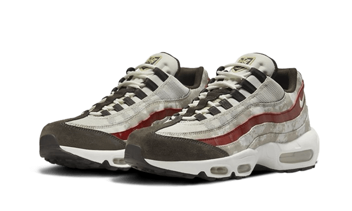 Nike Air Max 95 Social FC, Light Bone/Summit White/Khaki/Dune Red/Velvet Brown/Lemon Wash (DQ9016-001)