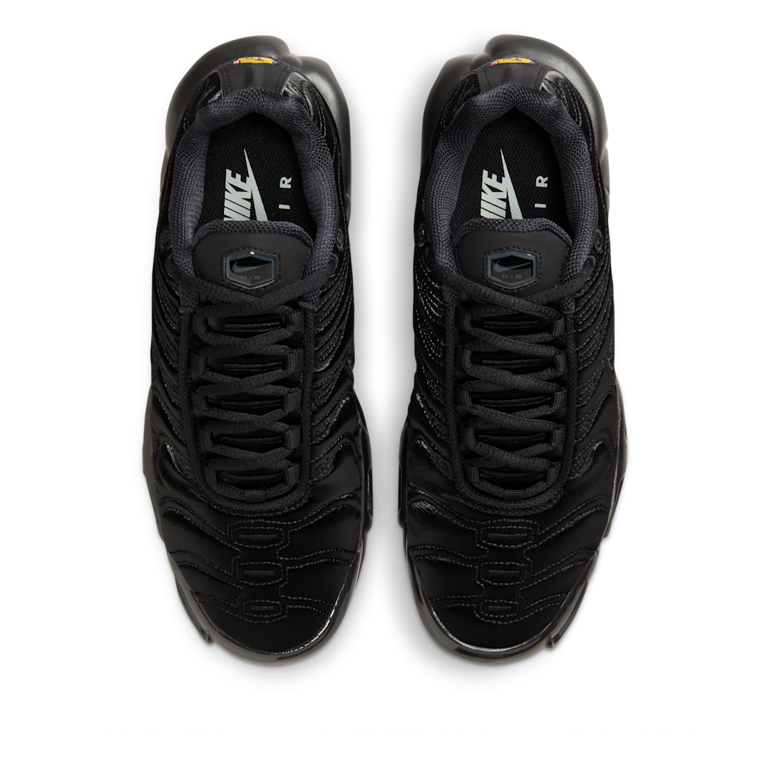 Nike Air Max Plus Black Anthracite Sail - Sneak