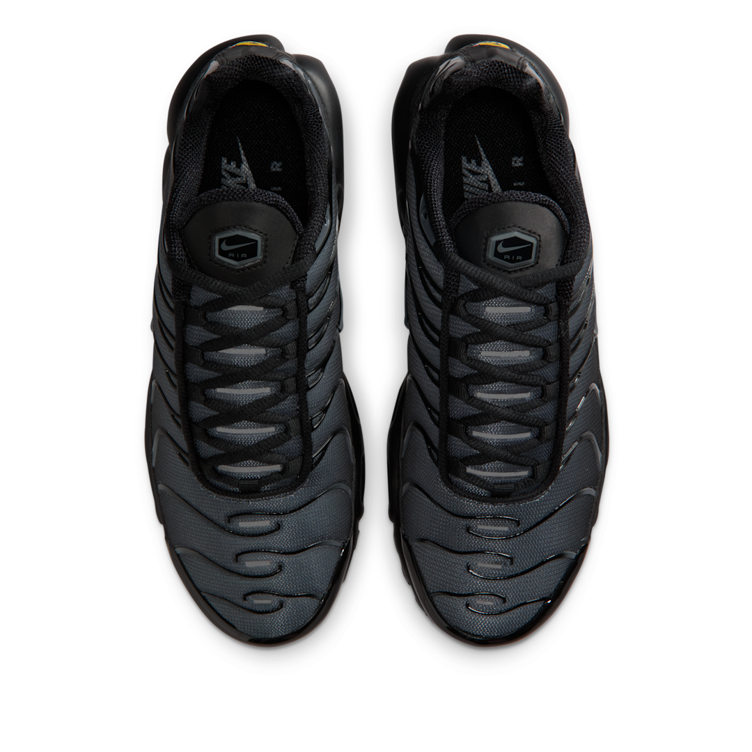 Nike Air Max Plus Black/Metallic Silver/Dark Grey