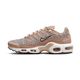 Nike Air Max Plus United in Victory