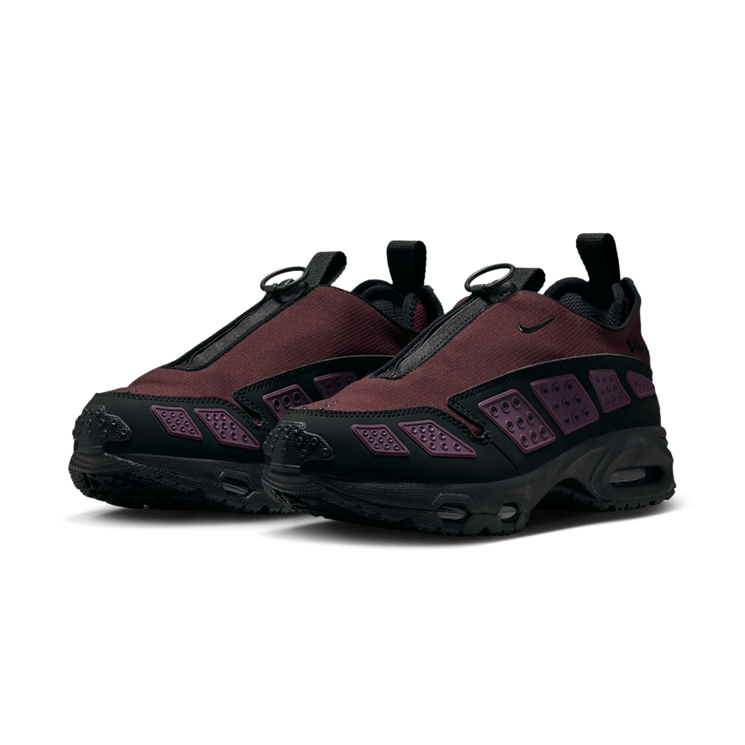 Nike Air Max Sunder Gore-Tex Burgundy Crush Black