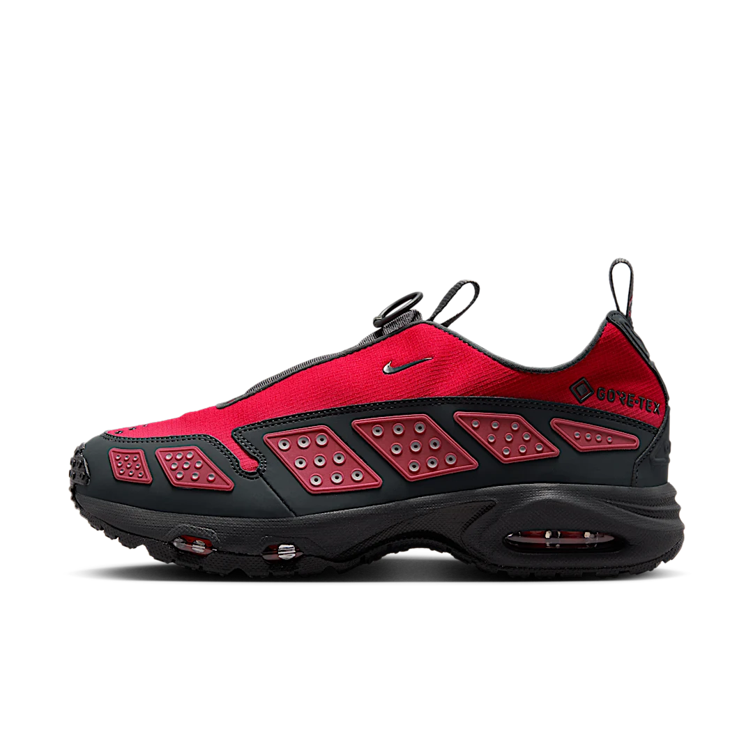 Nike Air Max Sunder Gore-Tex Hyper Crimson, Hyper Crimson/Dark Smoke Grey/Fire Red/Black/Dark Smoke Grey/Silver (FZ4238-800)