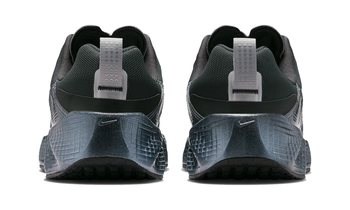 Nike Ava Rover SE Dark Smoke Grey Light Carbon