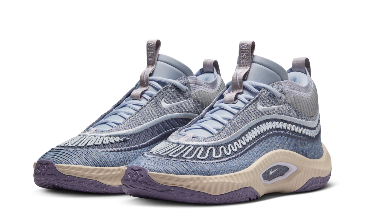 Nike Cosmic Unity 3 Be True To Her School