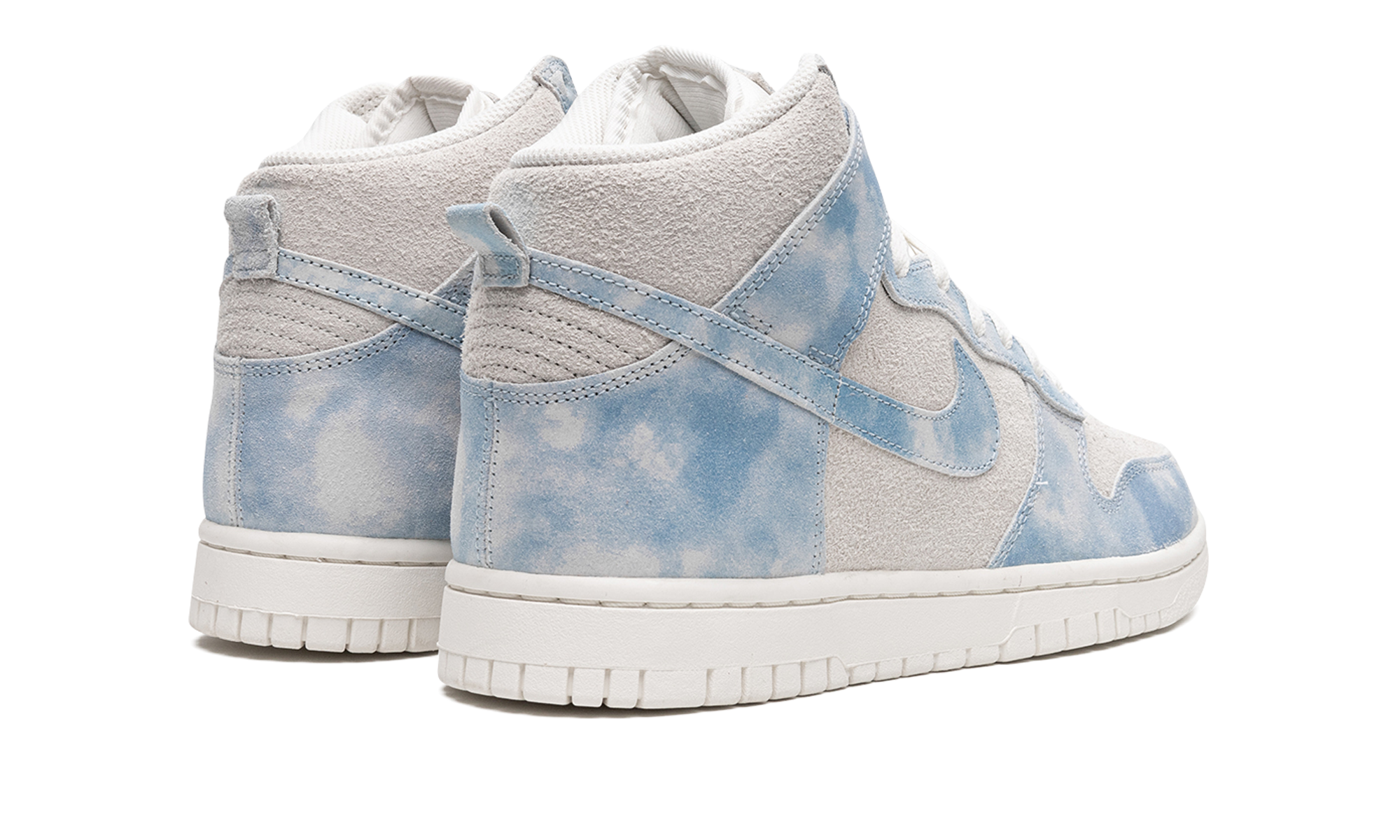 Nike Dunk High SE Clouds Celestine Blue
