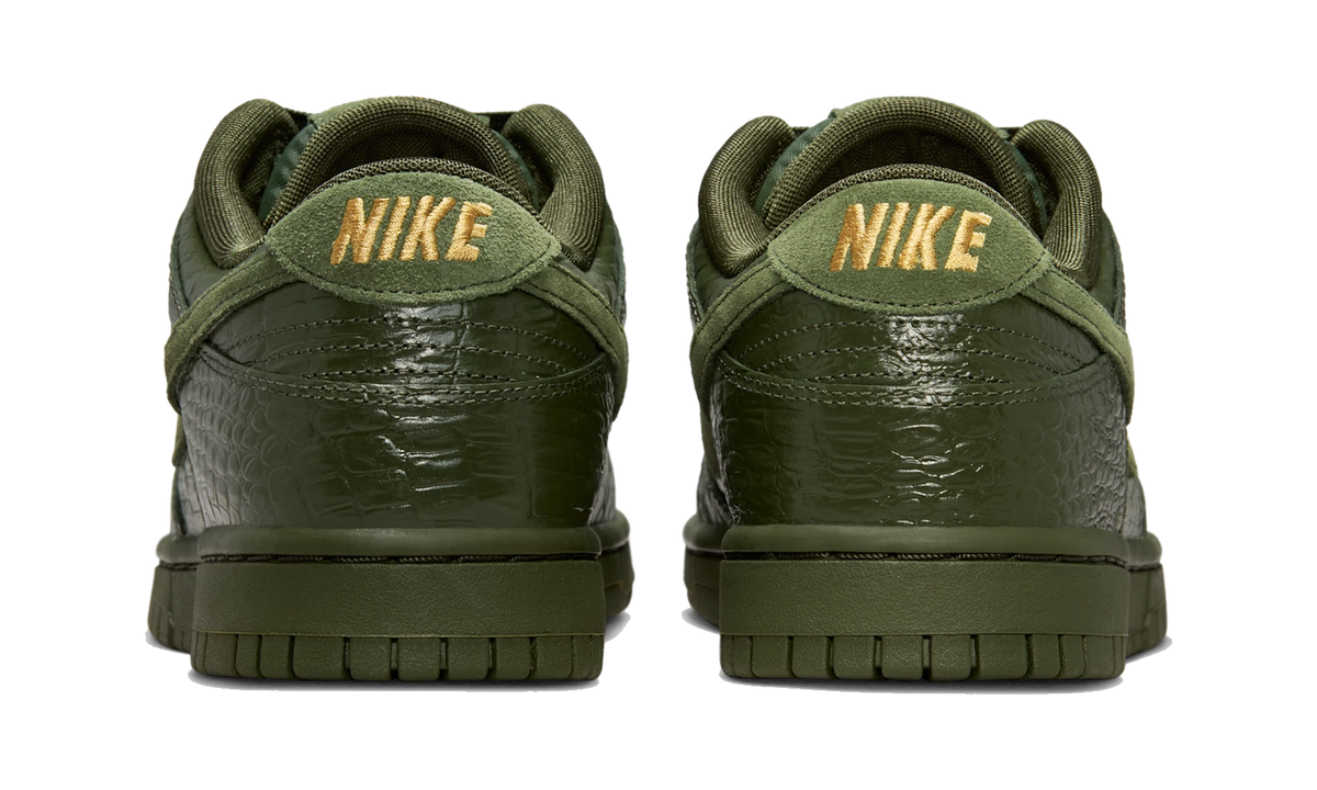 Nike Dunk Low Crocodile