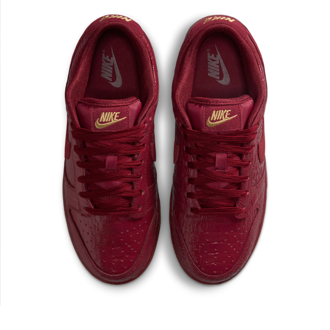 Nike Dunk Low Crocodile Team Red