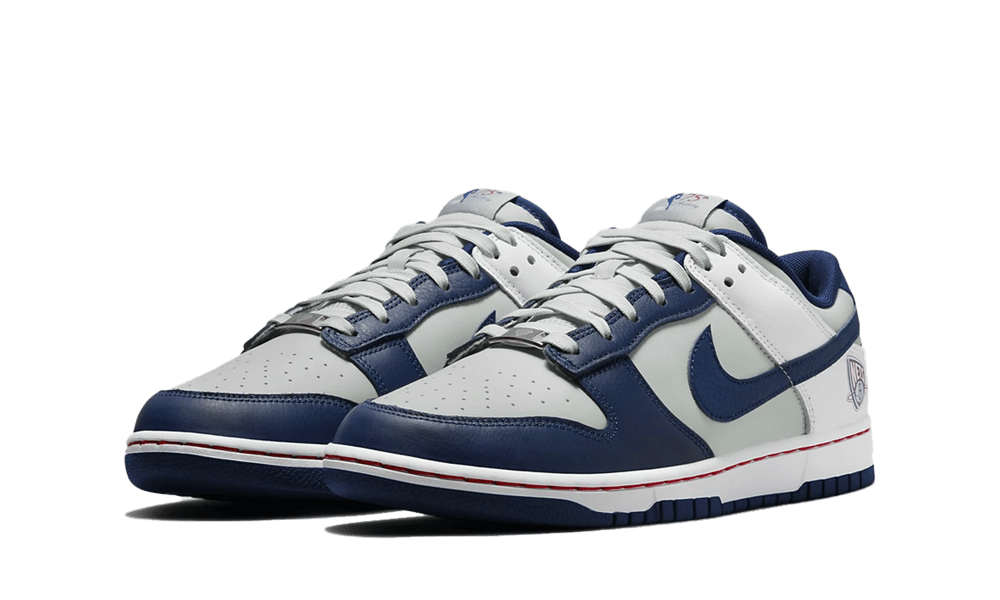 Nike Dunk Low EMB NBA 75th Anniversary Brooklyn Nets, Grey Fog/White/Blue Void/Blue Void (DD3363-001 / DO6288-001)