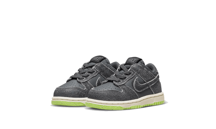 Nike Dunk Low Halloween (2022) (TD), Iron Grey/Phantom/Ghost Green (DQ6217-001)