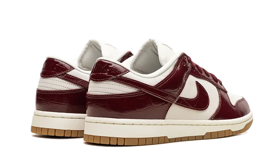 Nike Dunk Low LX Dark Team Red Croc, Phantom/Sail/Gum Light Brown/Dark Team Red (FJ2260-004)