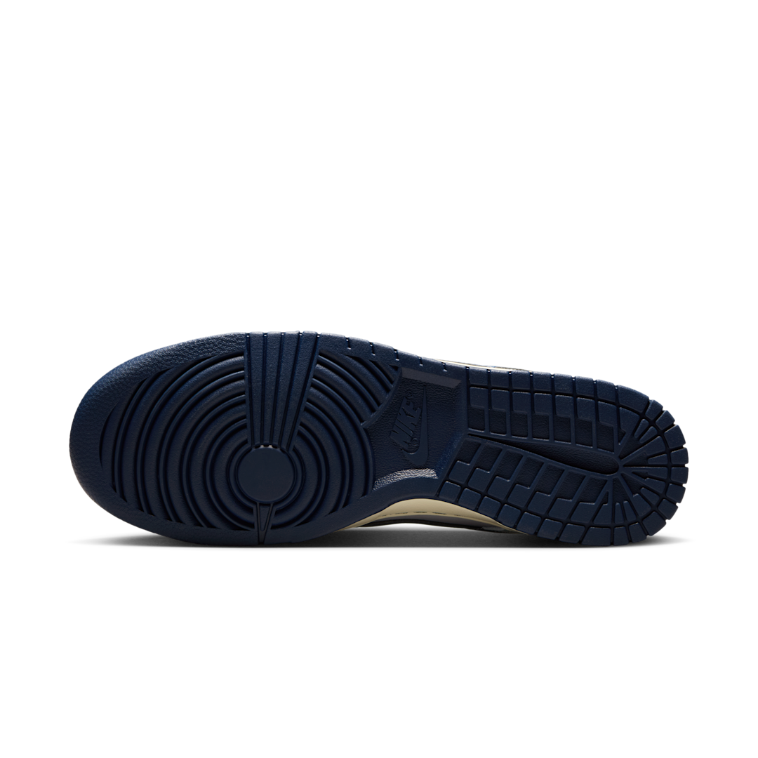 Nike Dunk Low New York Yankees