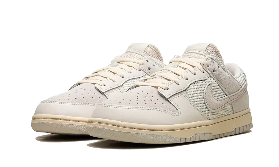 Nike Dunk Low Phantom Light Bone, Phantom/Light Bone/Sail/Coconut Milk/Saturn Gold (HF4297-001)