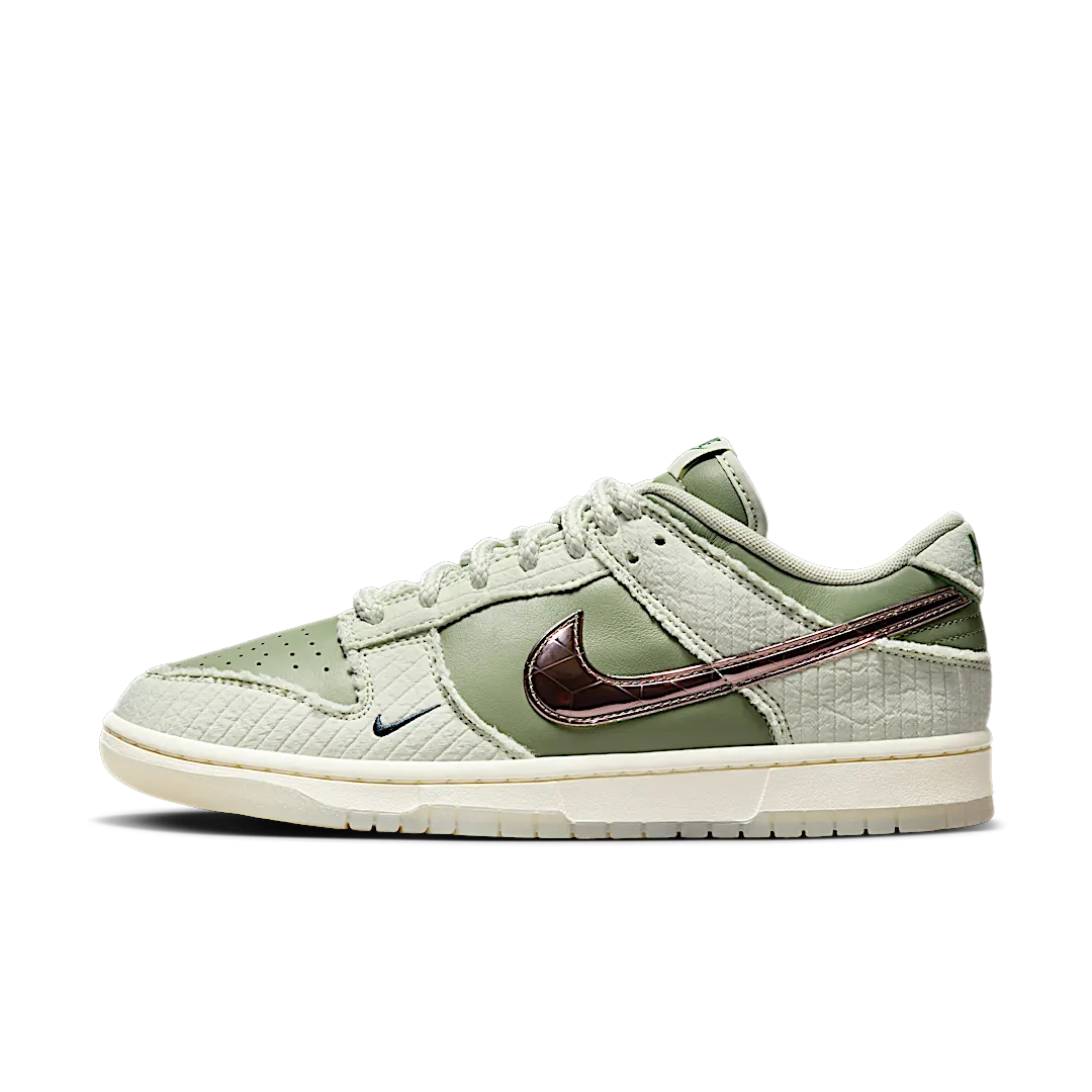 Nike Dunk Low Retro PRM Kyler Murray Be 1 of One, Sea Glass/Sail/Oil Green/Rose Gold (FQ0269-001)