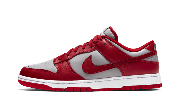 Nike Dunk Low Retro UNLV (2021), Medium Grey/White/Varsity Red (DD1391-002 / CW1590-002)