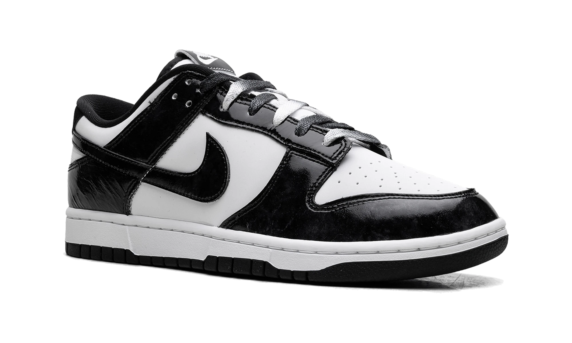 Nike Dunk Low SE Panda