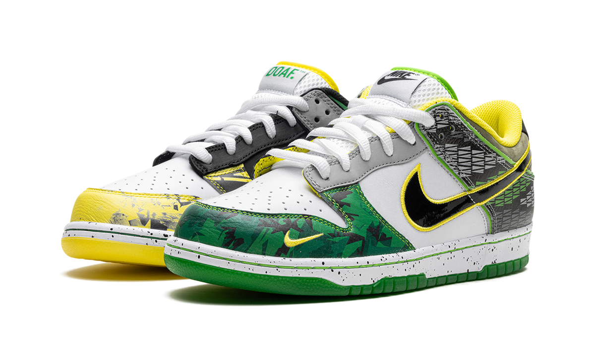 Nike Dunk Low What the Duck Away University of Oregon PE