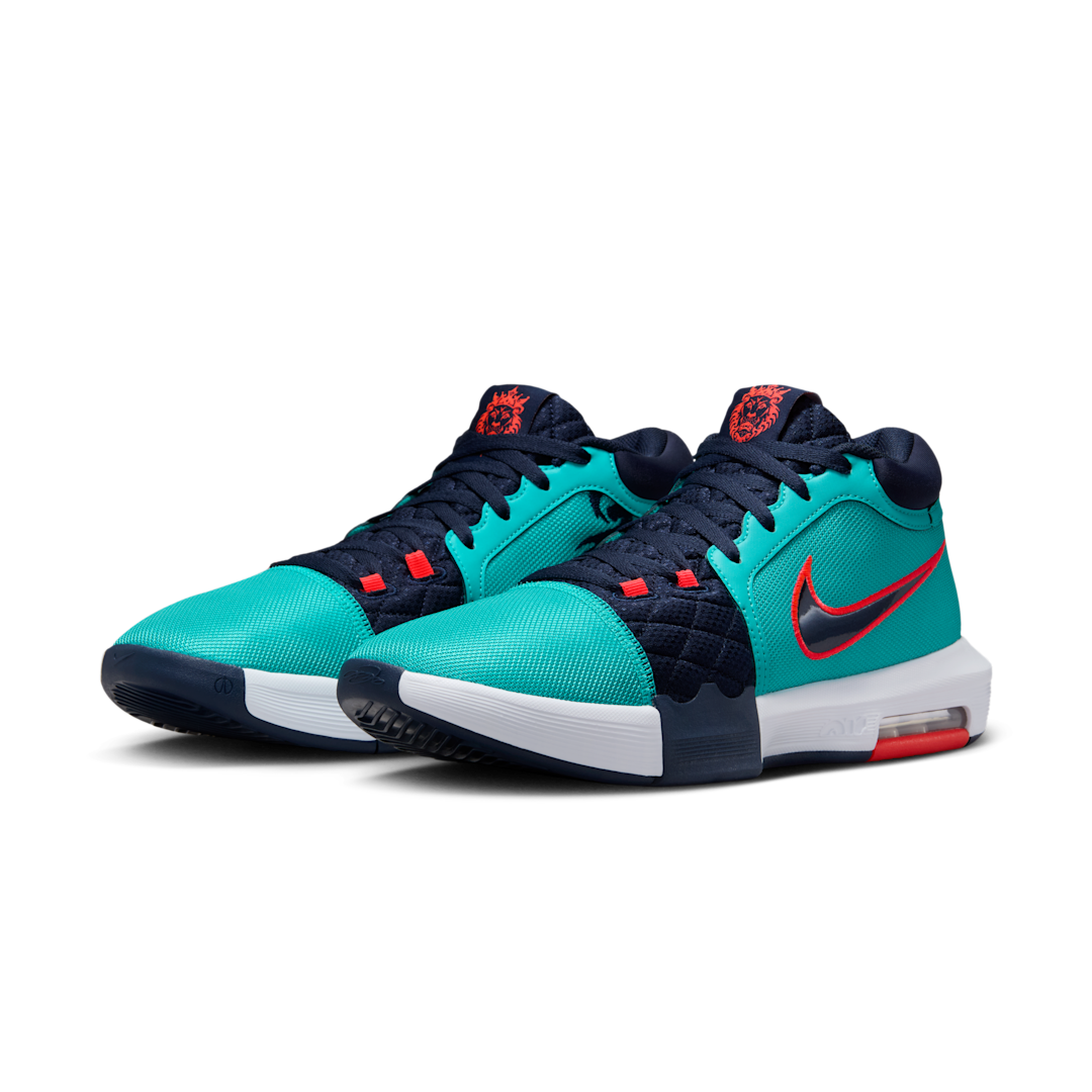 Nike LeBron Witness 8 Red Carpet