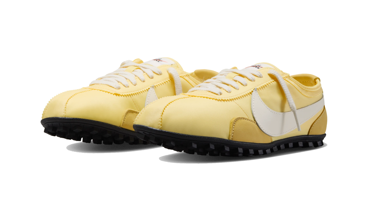 Nike Moon Shoe OG Soft Yellow Black Soft Pearl
