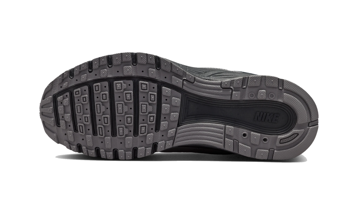 Nike P-6000 Anthracite Picante Red Metallic Cool Grey
