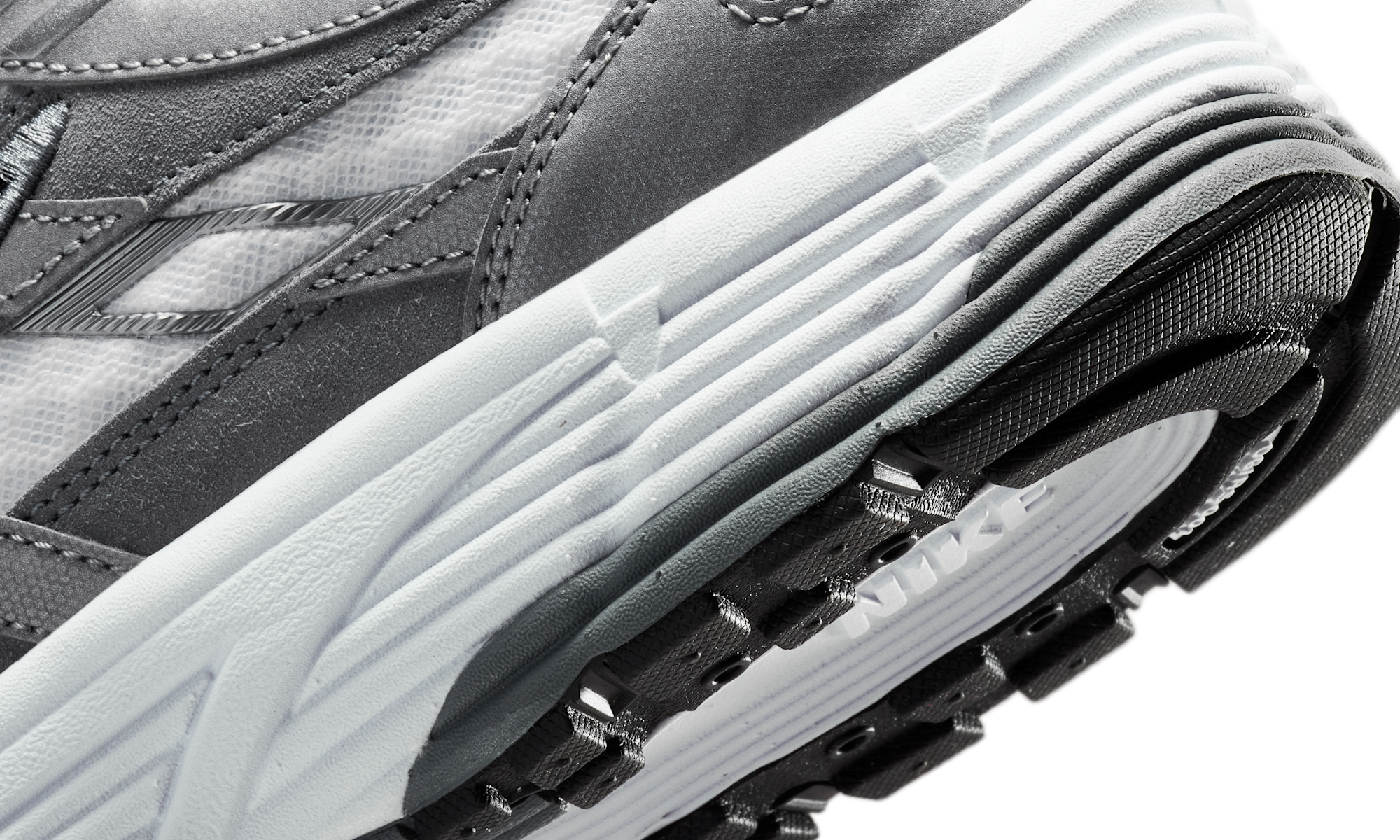 Nike P-6000 White Metallic Cool Grey Black