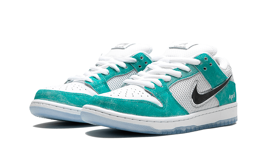 Nike SB Dunk Low April Skateboards, Turbo Green/Metallic Silver/Turbo Green (FD2562-400)