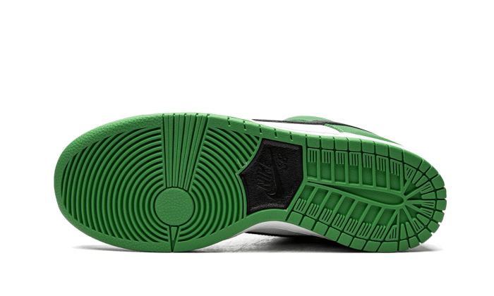 Nike SB Dunk Low Classic Green, Classic Green/Black/White/Classic Green (BQ6817-302)