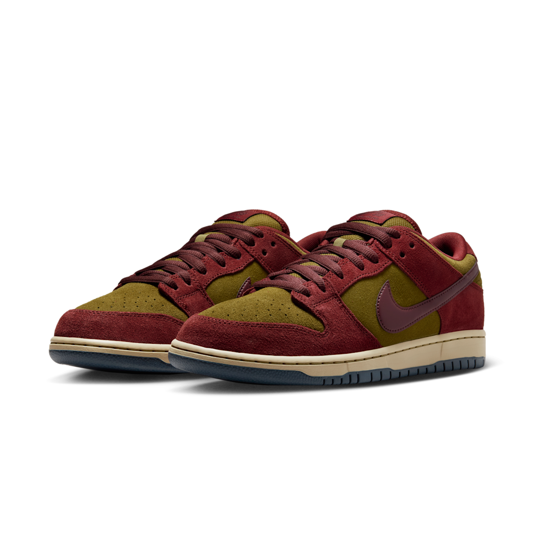 Nike SB Dunk Low Dark Team Red Olive Flak, Dark Team Red/Burgundy Crush-Olive Flak-Parachute Beige-Armory Navy (HQ1625-600)