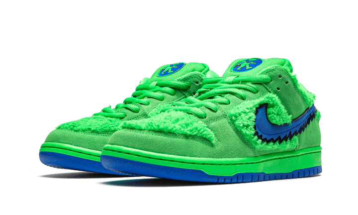 Nike SB Dunk Low Grateful Dead Bears Green, Green Spark/Soar (CJ5378-300)