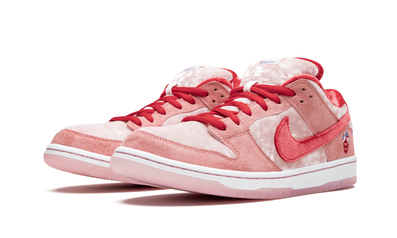 Nike SB Dunk Low StrangeLove Skateboards (Special Box), Pink/Red-White (CT2552-800)