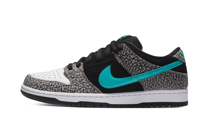 Nike SB Dunk Low atmos Elephant, Medium Grey/Black-White-Clear Jade (BQ6817-009)