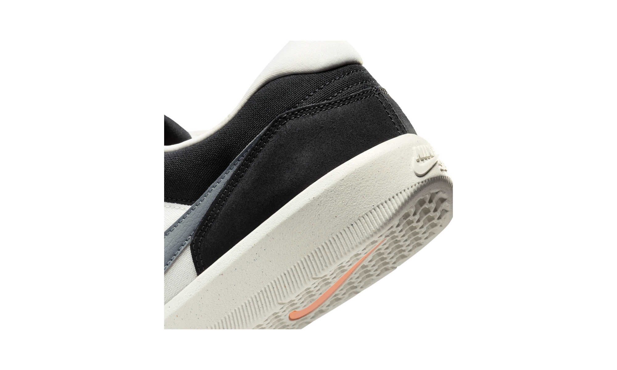 Nike SB Force 58 Black Summit White