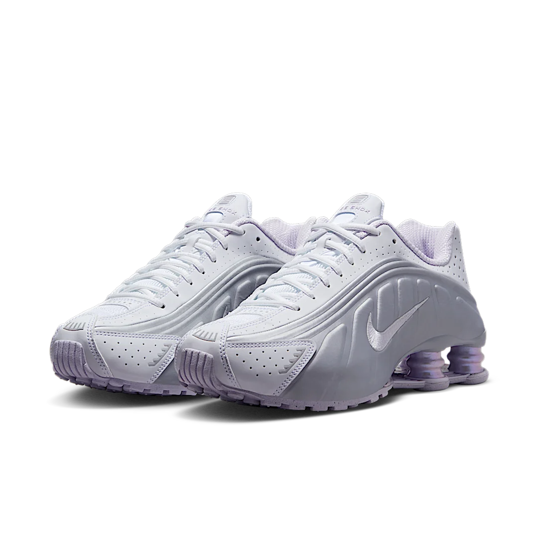 Nike Shox R4 White Metallic Platinum Barely Grape, White/Metallic Platinum/Platinum Tint/Barely Grape (HF5076-100)