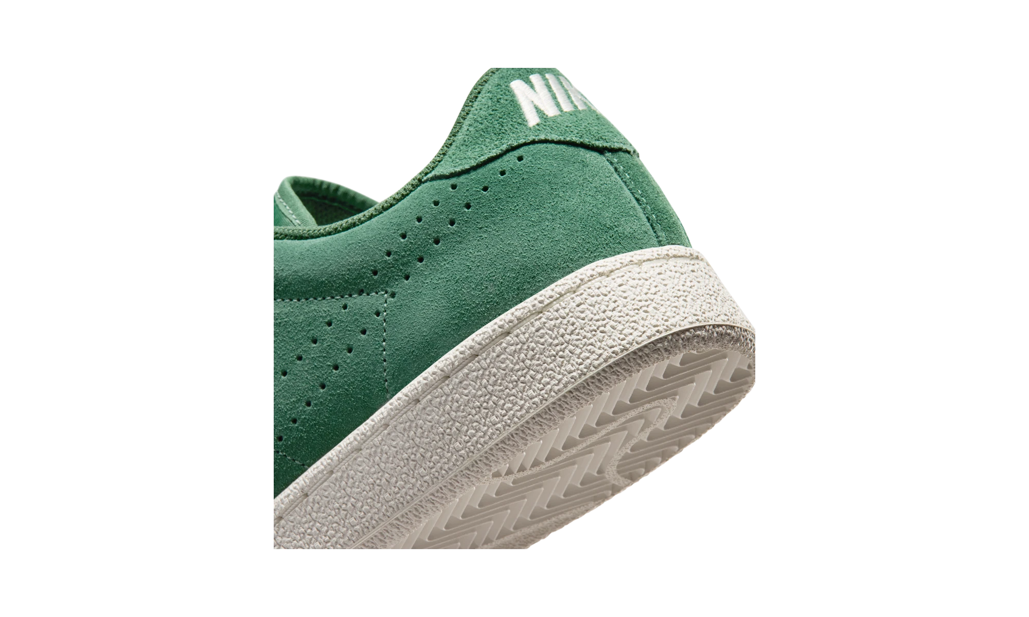 Nike Tennis Classic Gorge Green Sail