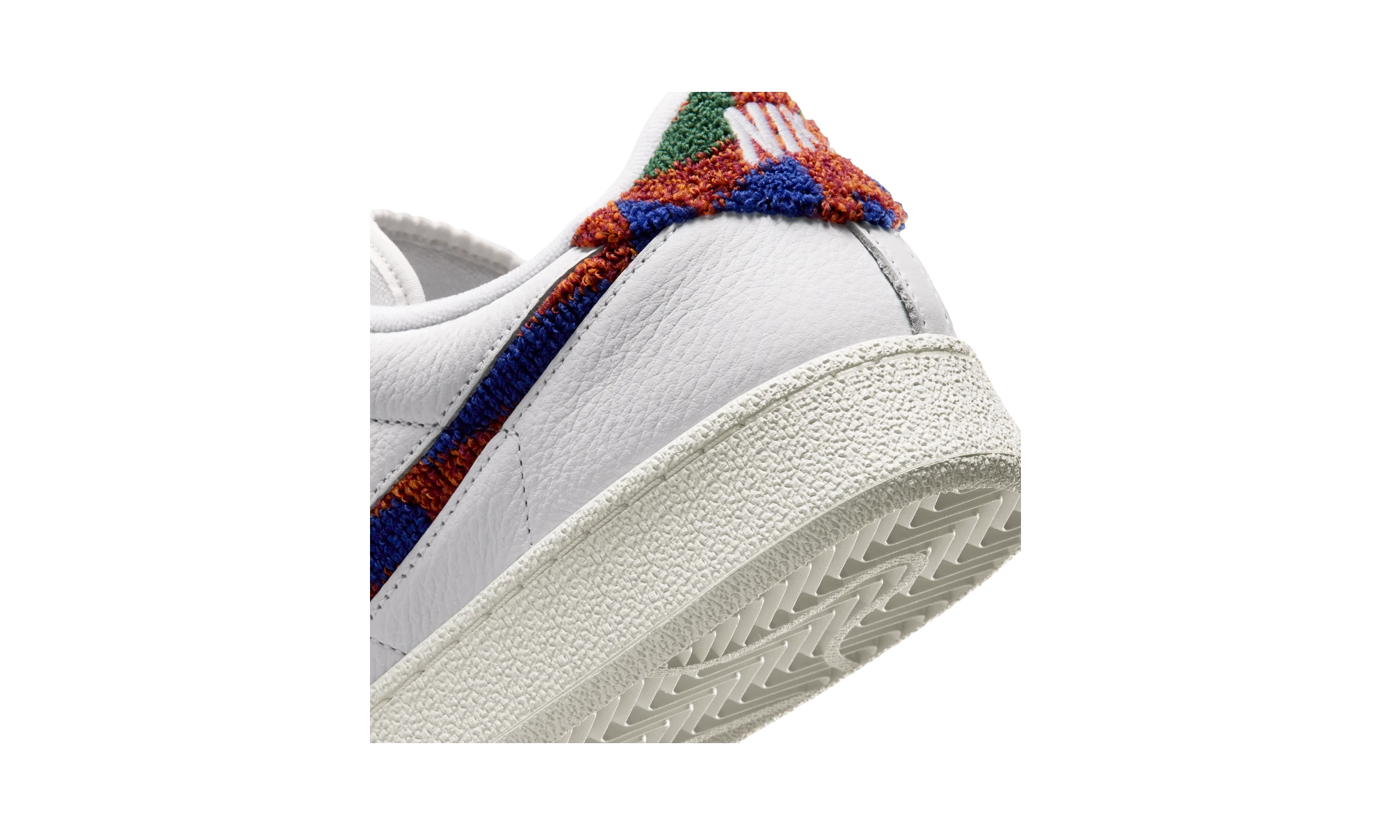 Nike Tennis Classic Premium White Sail Safety Orange
