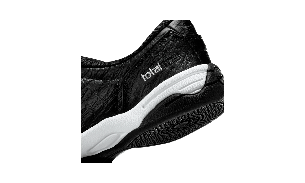 Nike Total 90 Black White