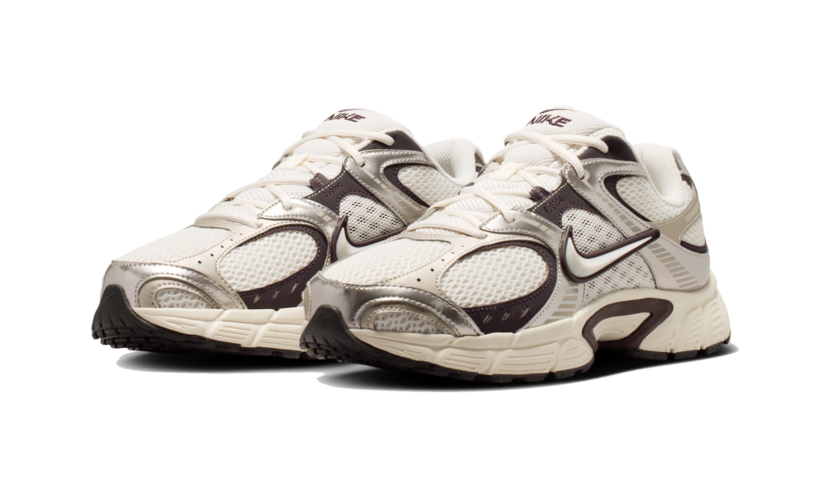 Nike V5 RNR Phantom Burgundy Ash