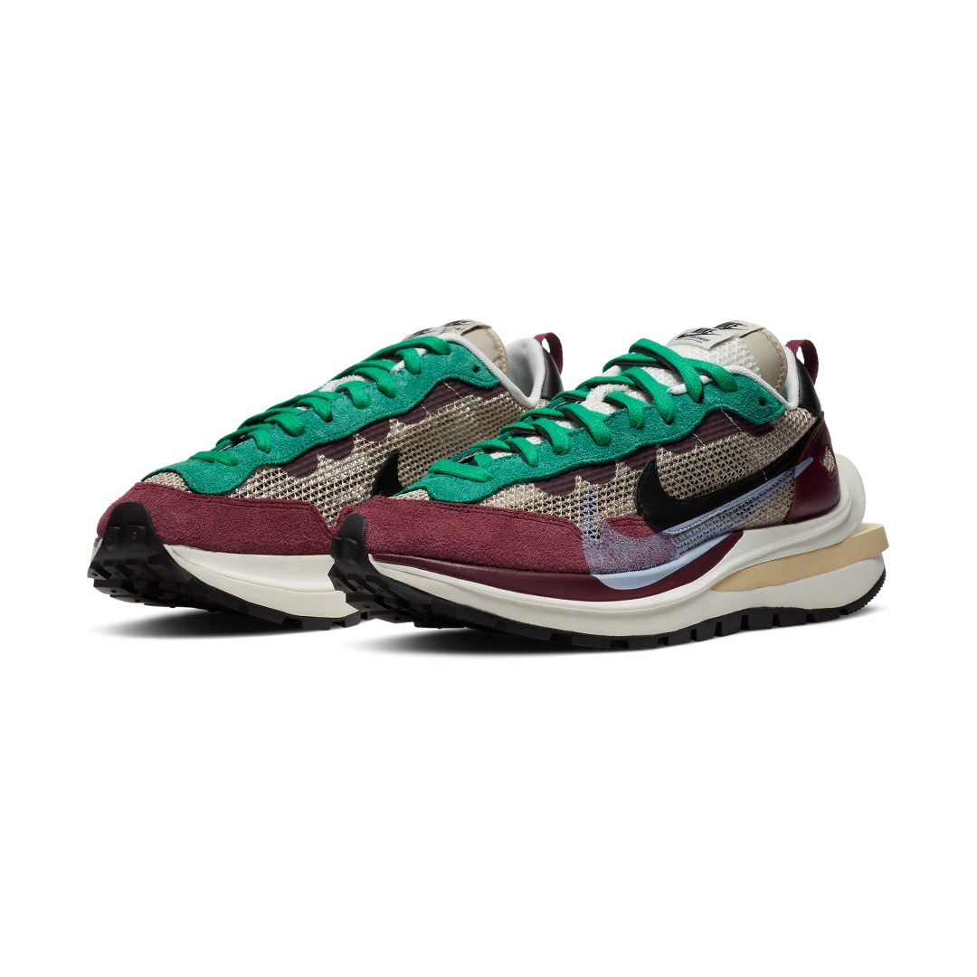 Nike Vaporwaffle sacai Villain Red Neptune Green, String/Black-Villain Red-Neptune Green (DD3035-200)