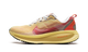 Nike Vomero 18 SE International Running Pack LD-1000