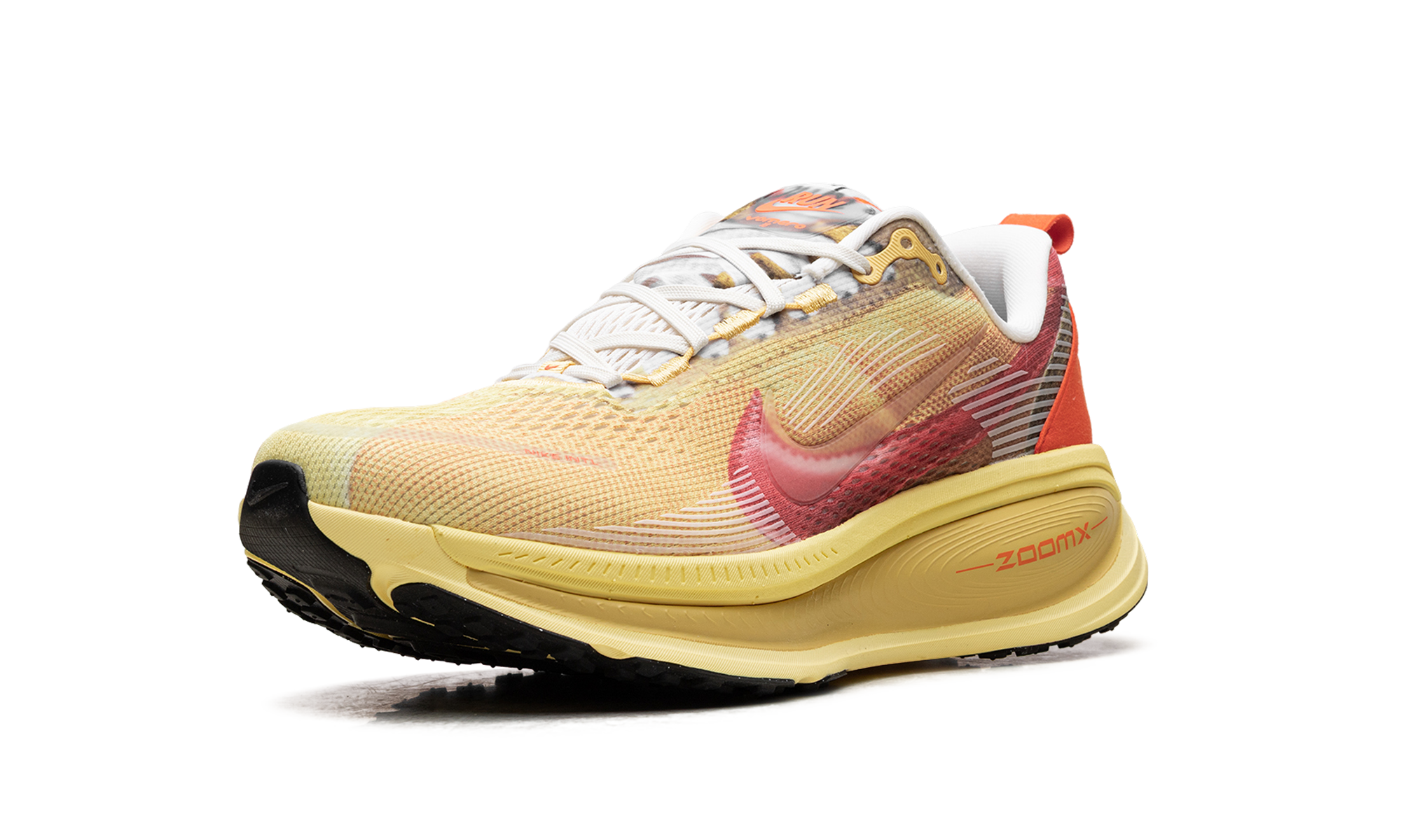 Nike Vomero 18 SE International Running Pack LD-1000